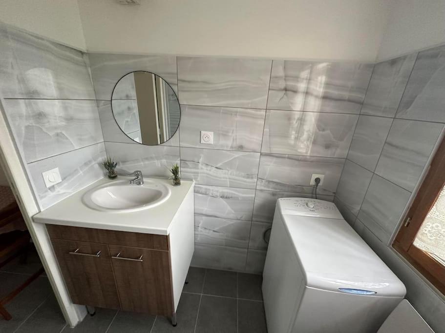 T2 Avec Jardin Au Calme,parking Prive Appartement Buchelay